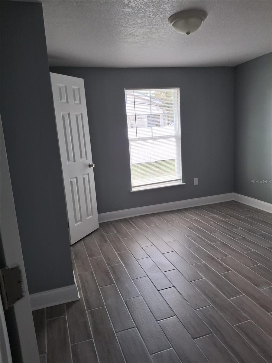 IDA LAKE SUB - Residential