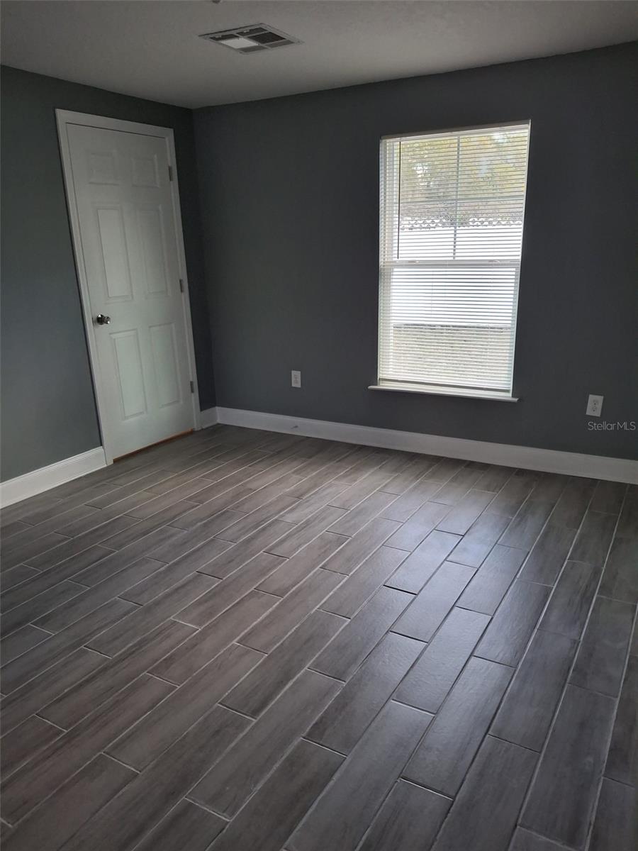 IDA LAKE SUB - Residential