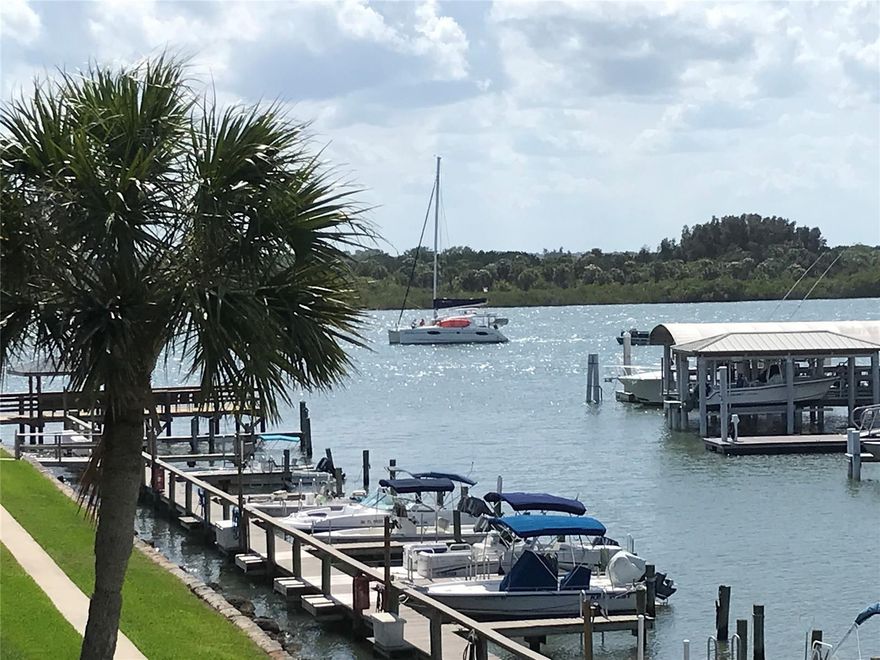 BOAT SLIP 30+ft on deep water Intracoastal inlet comes with an upgraded 3 bedroom, 3 bath condo home "This Penthouse Suite" on north beach is a few minutes walk to the beach walkover and the Smyrna Dunes Inlet Park with dog beach. Pets are permitted at this waterfront condo. Beautifully renovated in year 2008 and 2017 with new Low E windows in bedrooms and kitchen, granite counter top, stainless appliances, plantation shutters, wood look LVP flooring, balcony, screened in lanai, AC and water heater replaced 2017, boutique lighting, bath fixtures, a built-in safe and hurricane shutters. It has two water heaters and plenty of closets and patio storage. Reserved parking. Deeded boat slip #3 With private 6ft dock box, electric and water. Relax in the pool or take the boat out, fish from the new fishing pier or enjoy the river view from the swings, you can even watch the Canaveral rocket launches from your front door!......All this and more! ;Water: City