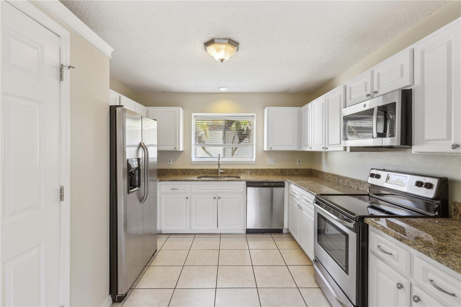 BAYPORT WEST PH I - Residential