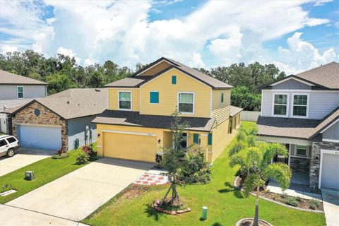 A home in PALMETTO