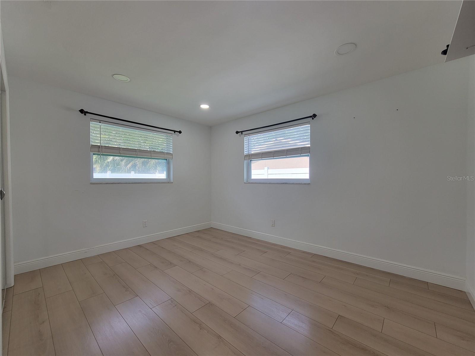 OAKBROOK WOODS 1ST ADD - Residential