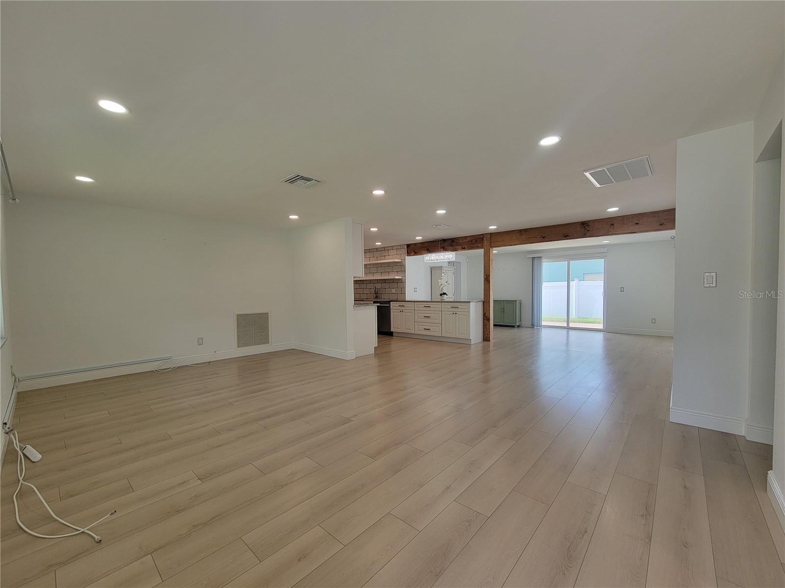 2631 OAKBROOK DRIVE