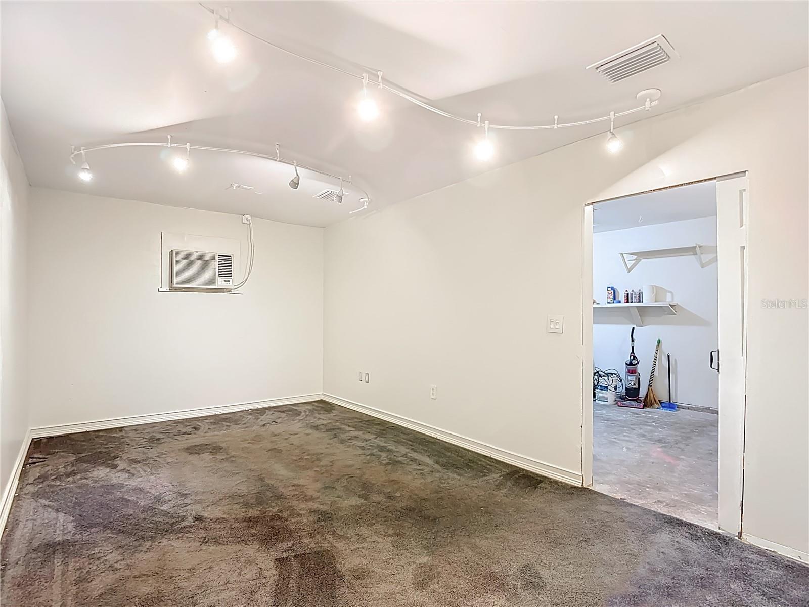 DRIFTWOOD VILLAGE - Residential