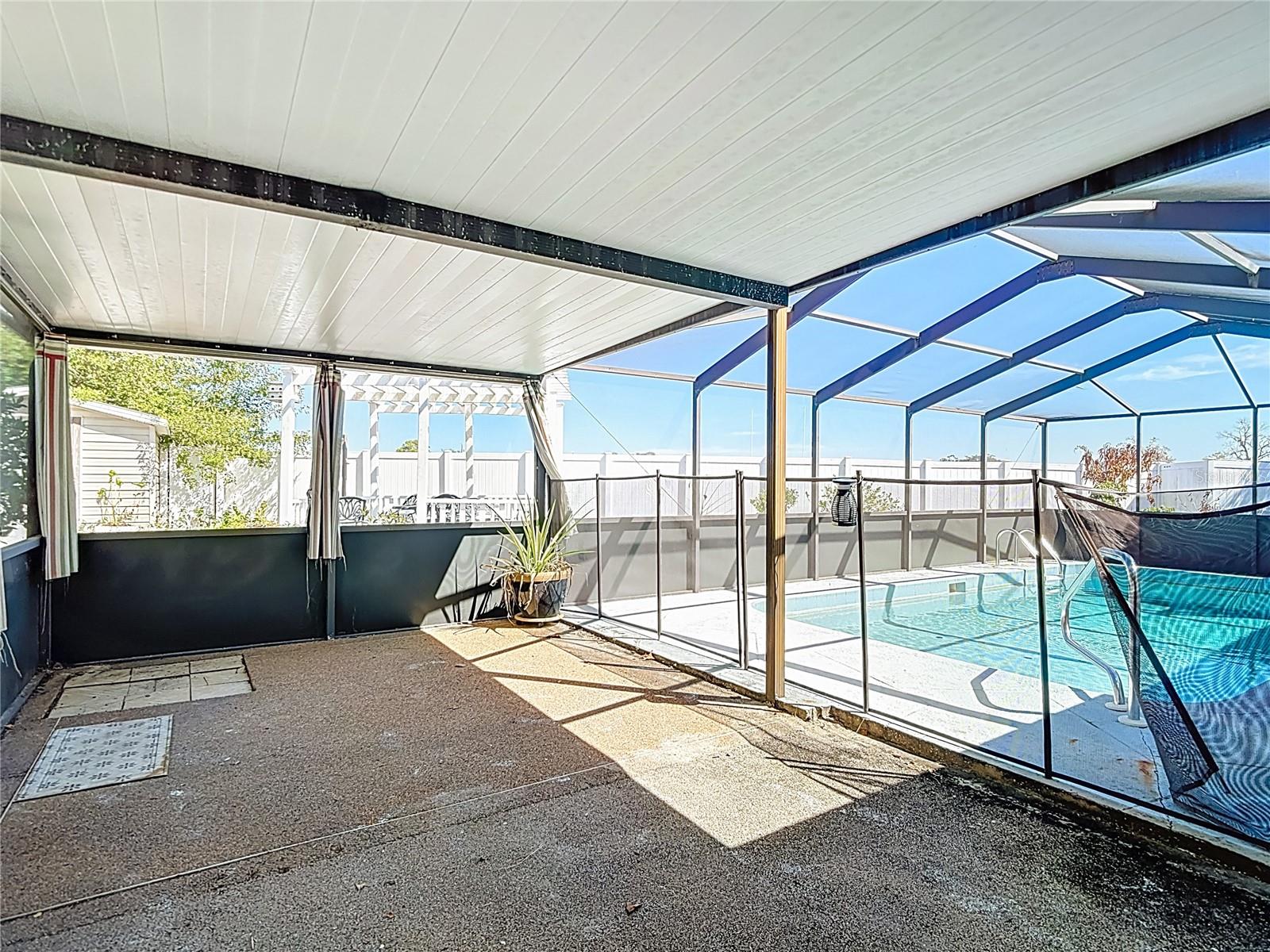 DRIFTWOOD VILLAGE - Residential