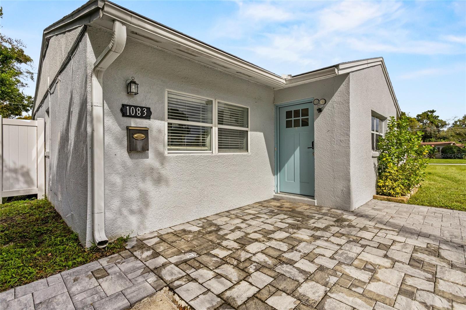 1083 EASTBROOK BOULEVARD