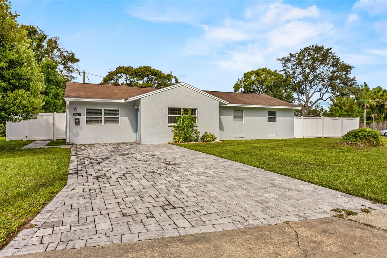 1083 EASTBROOK BOULEVARD