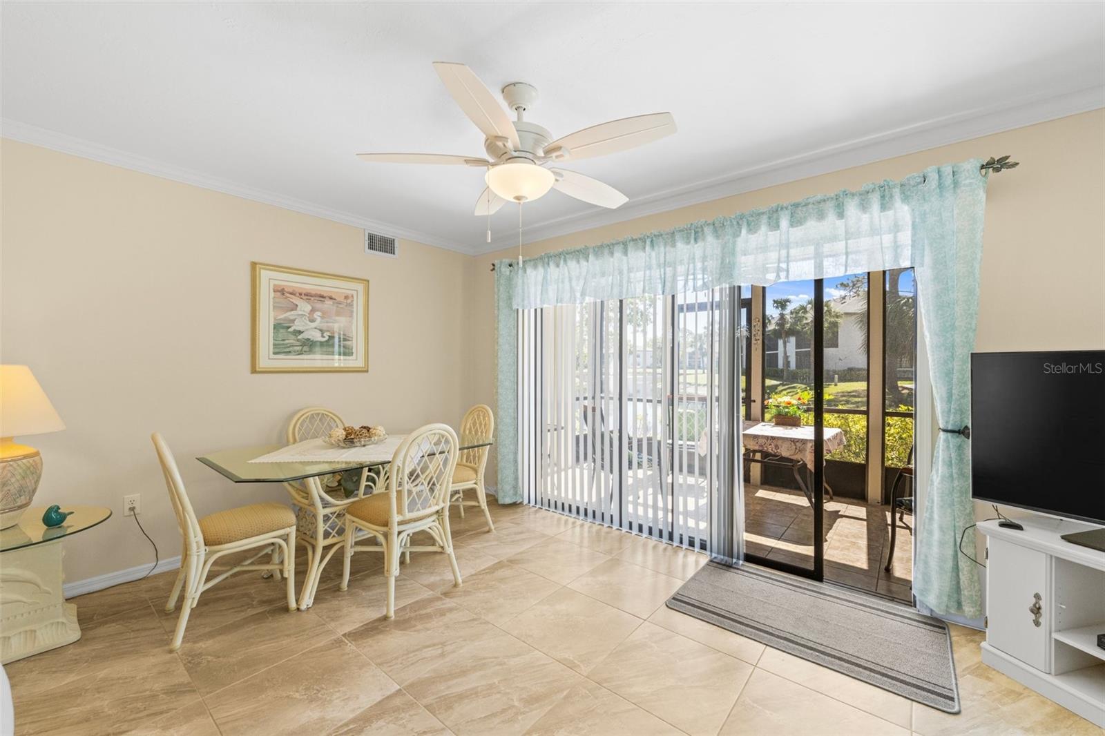 SHOREWALK - Residential