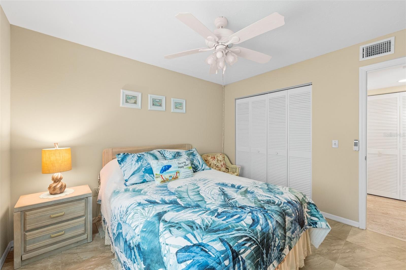 SHOREWALK - Residential