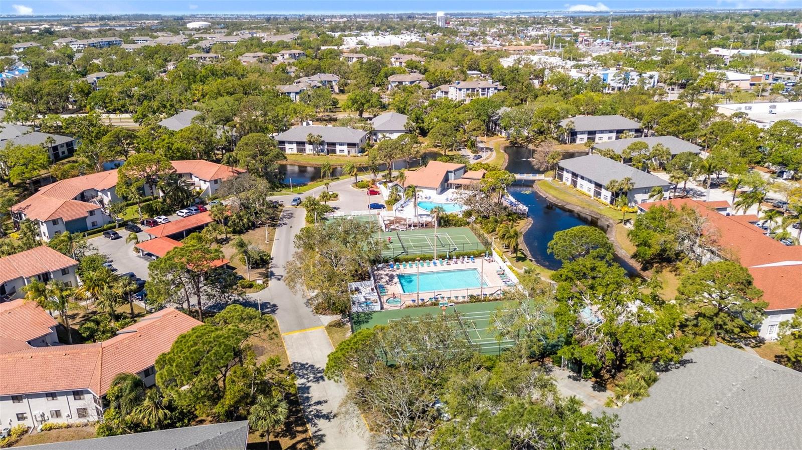 SHOREWALK - Residential