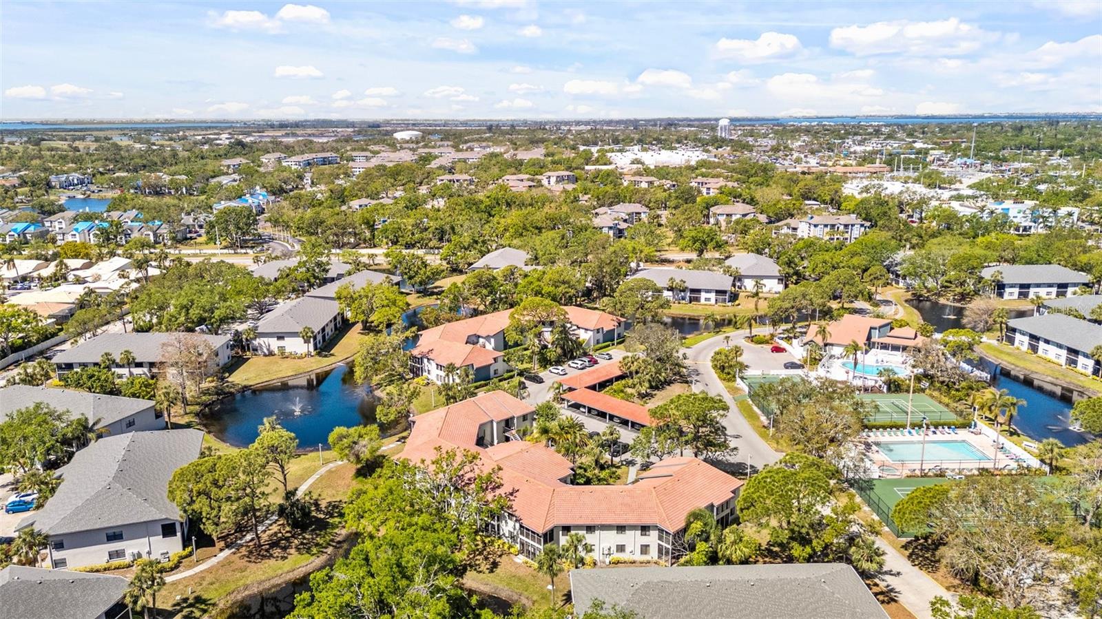 SHOREWALK - Residential