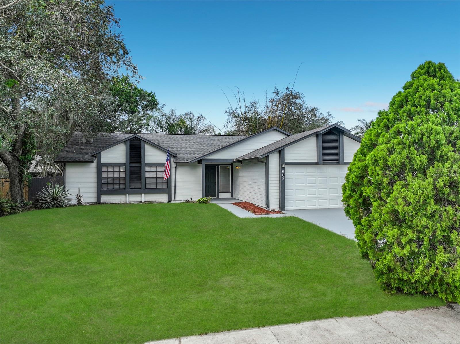 502 HAGER DR