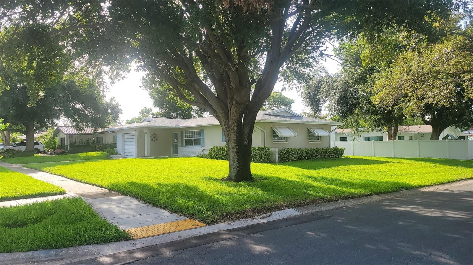 2997 BROOKFIELD DRIVE