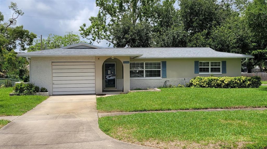Photo of 2997 Brookfield Drive, Largo, FL 33771 (MLS # TB8513949)