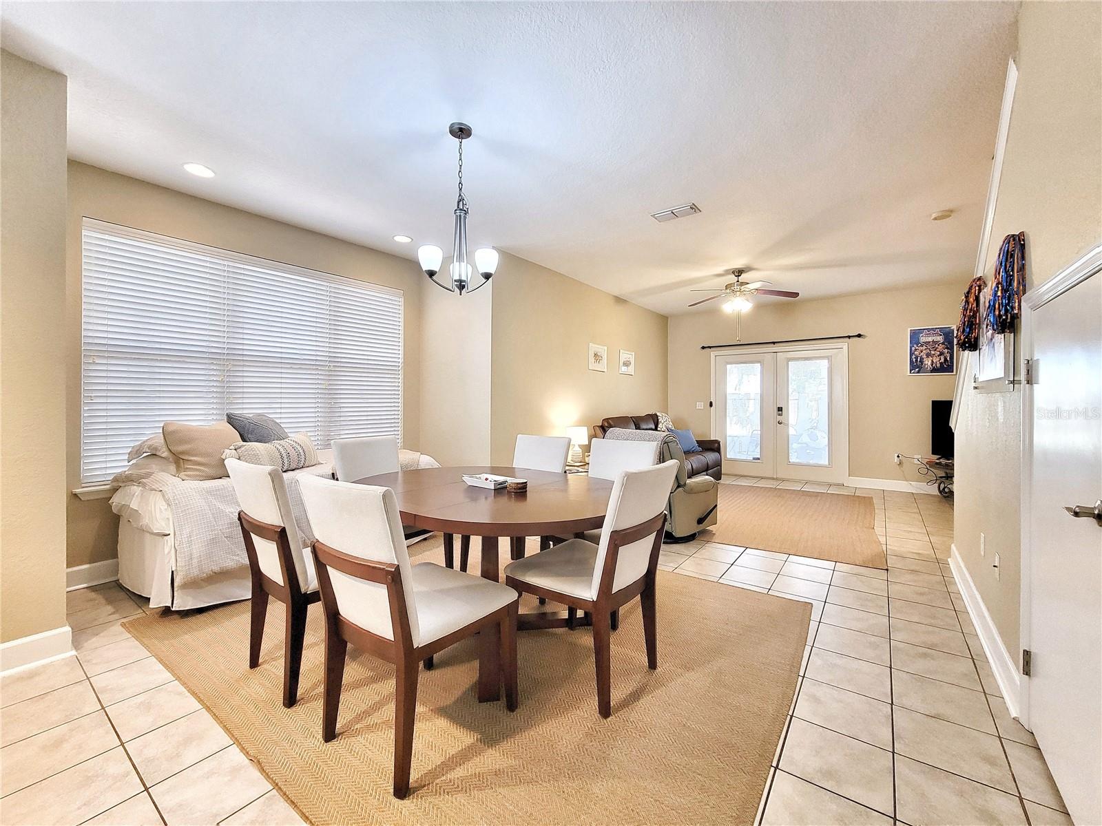 GRANTWOOD CONDO PH II - Residential