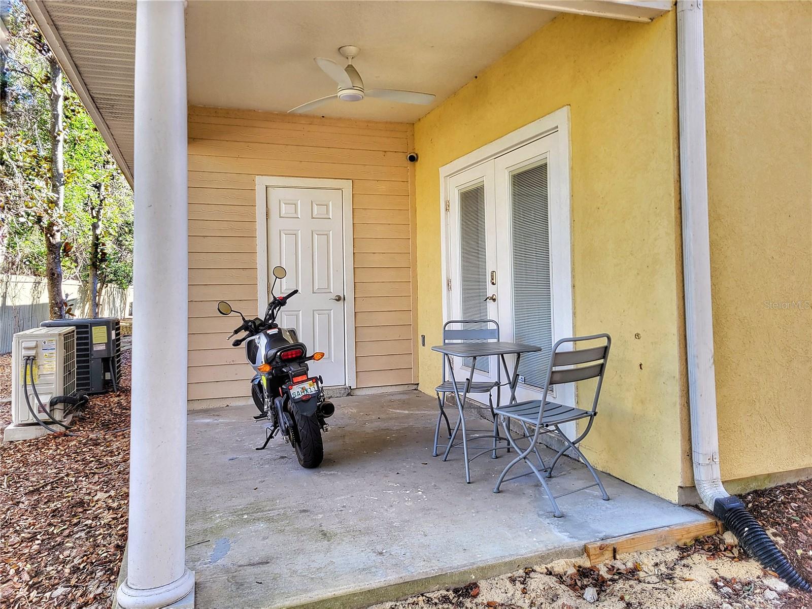 GRANTWOOD CONDO PH II - Residential