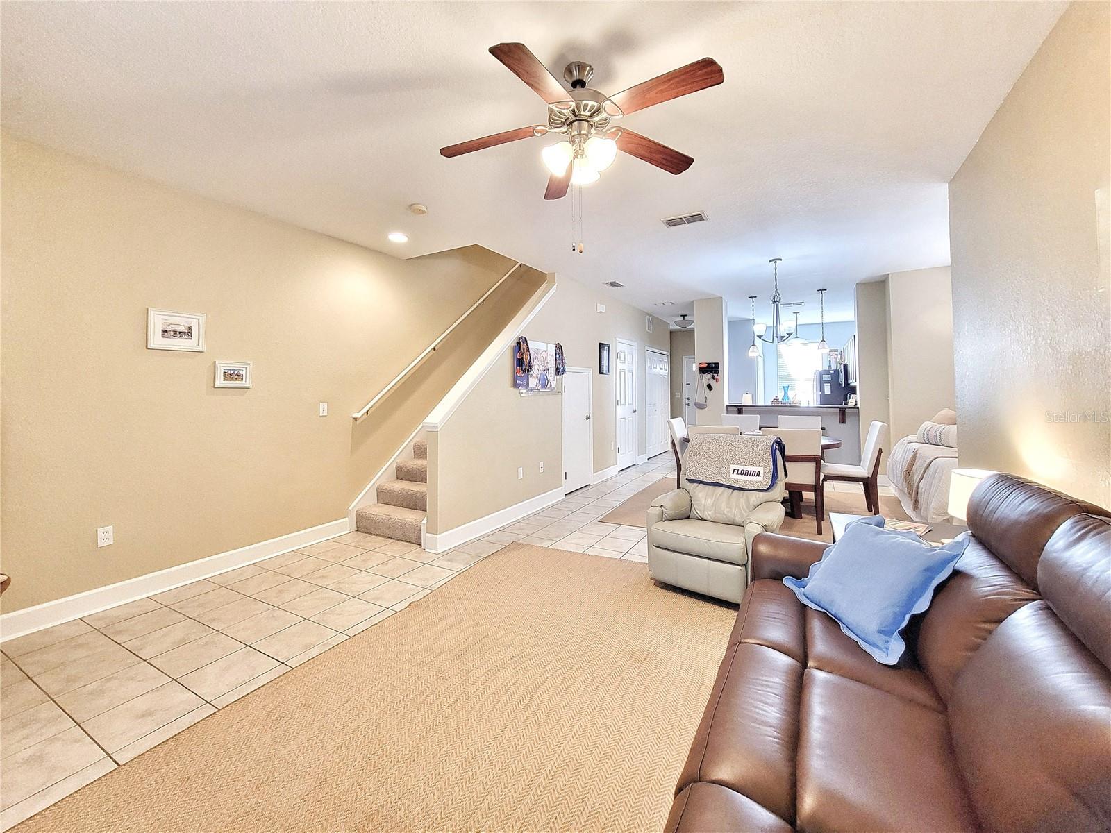 GRANTWOOD CONDO PH II - Residential