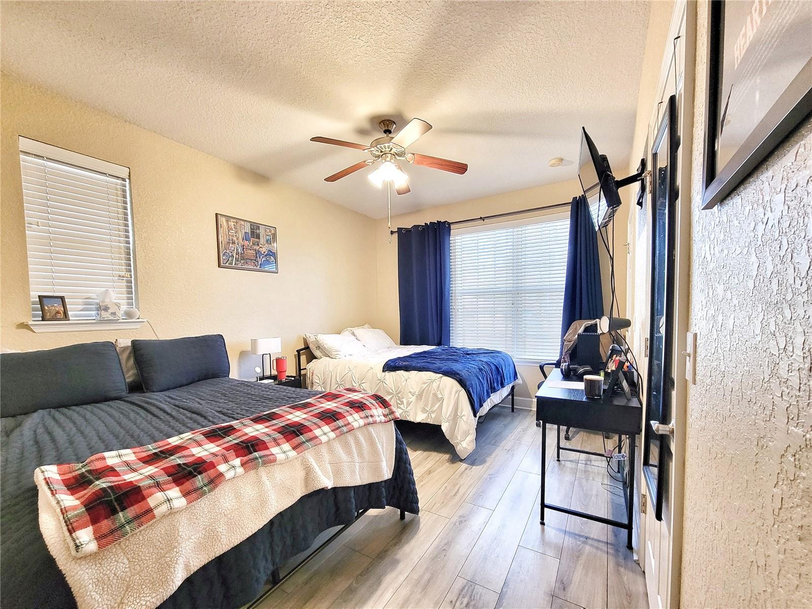 GRANTWOOD CONDO PH II - Residential