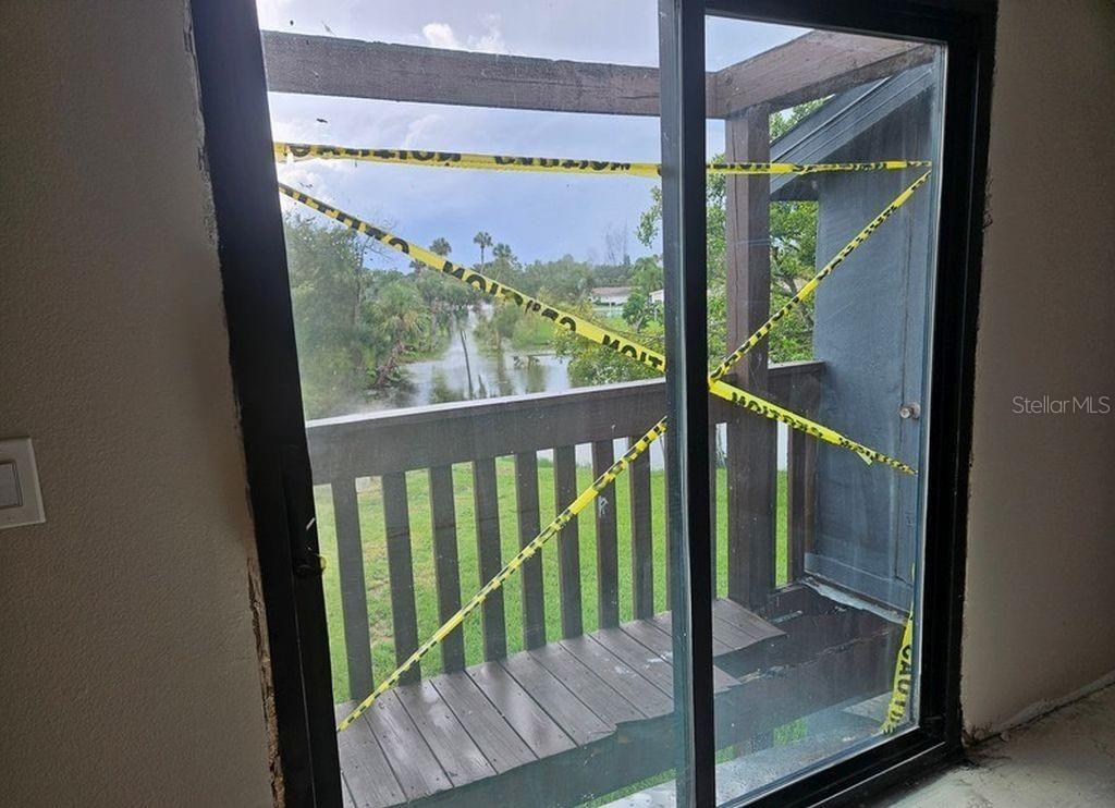 LAKE VIEW CONDO PH V - Residential