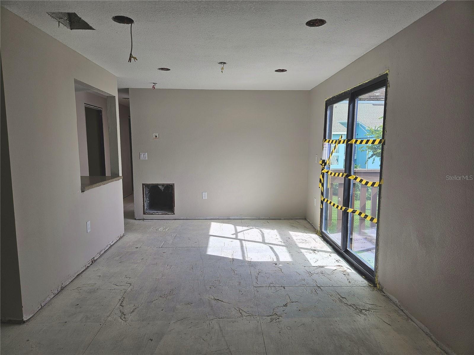 LAKE VIEW CONDO PH V - Residential