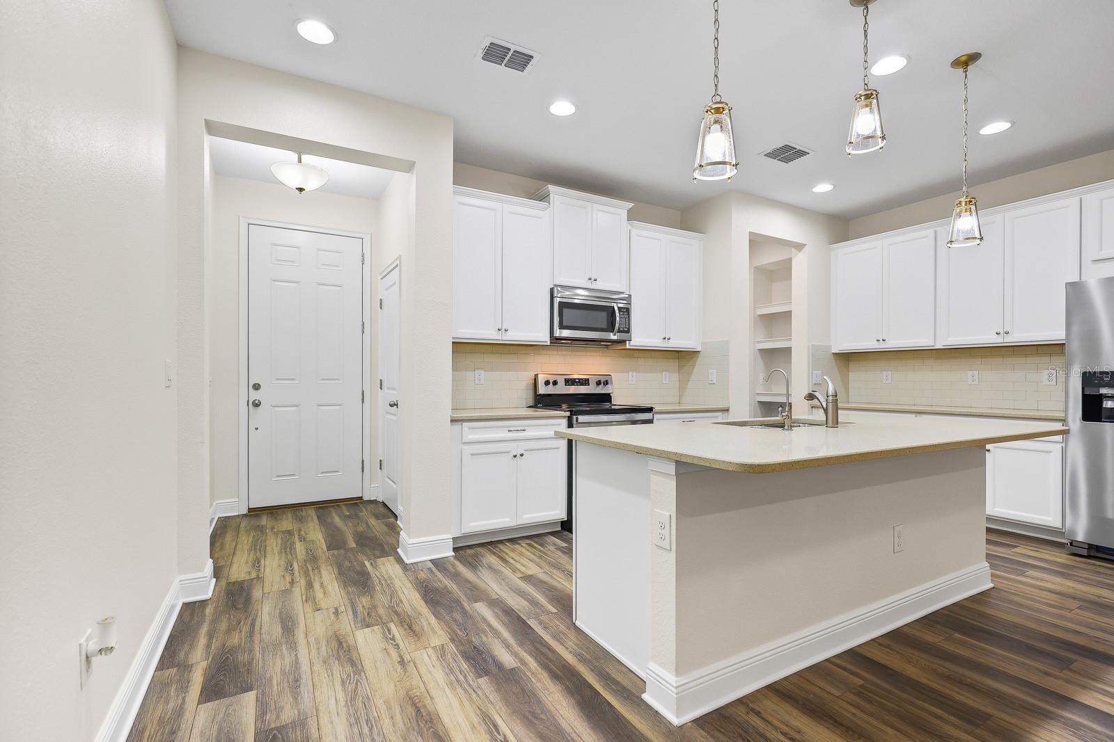 LAKEVIEW/CITRUS PARK - Residential Lease