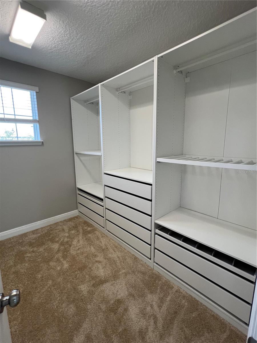 HIGHLANDS/SUMMERLAKE GRVS PH 2 - Residential Lease