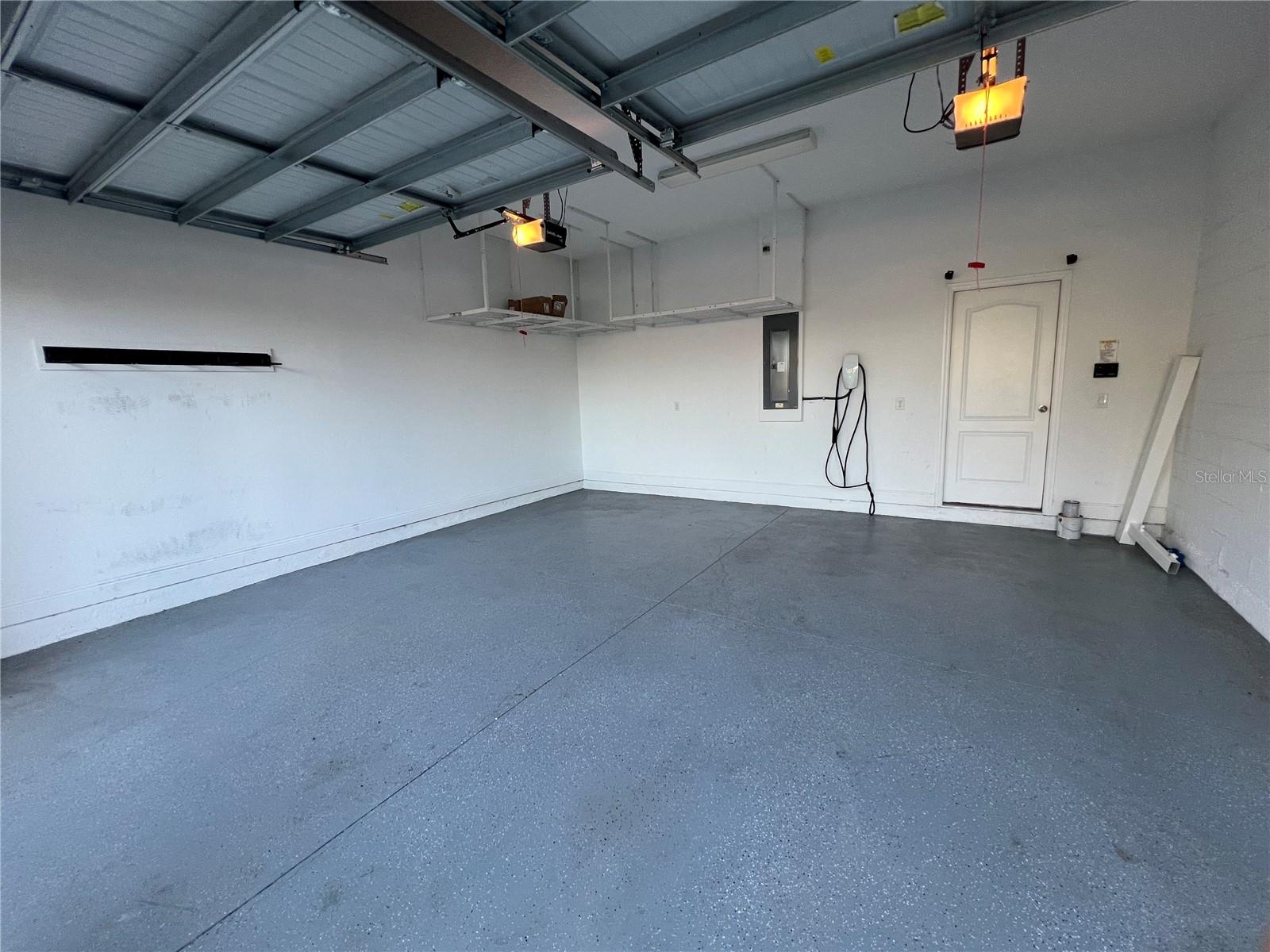 HIGHLANDS/SUMMERLAKE GRVS PH 2 - Residential Lease