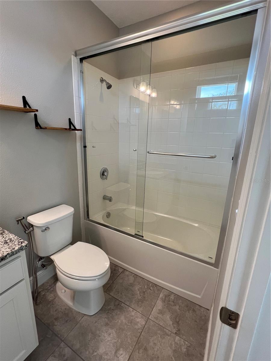 HIGHLANDS/SUMMERLAKE GRVS PH 2 - Residential Lease