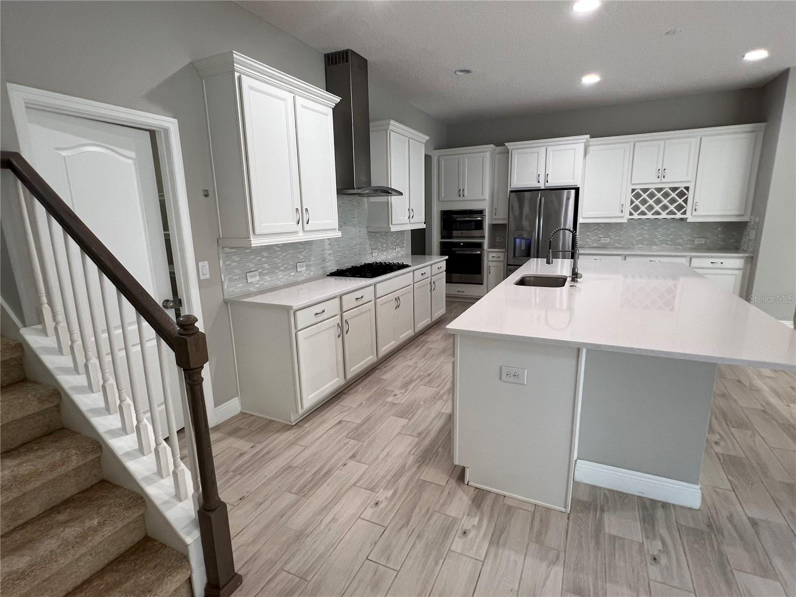 HIGHLANDS/SUMMERLAKE GRVS PH 2 - Residential Lease