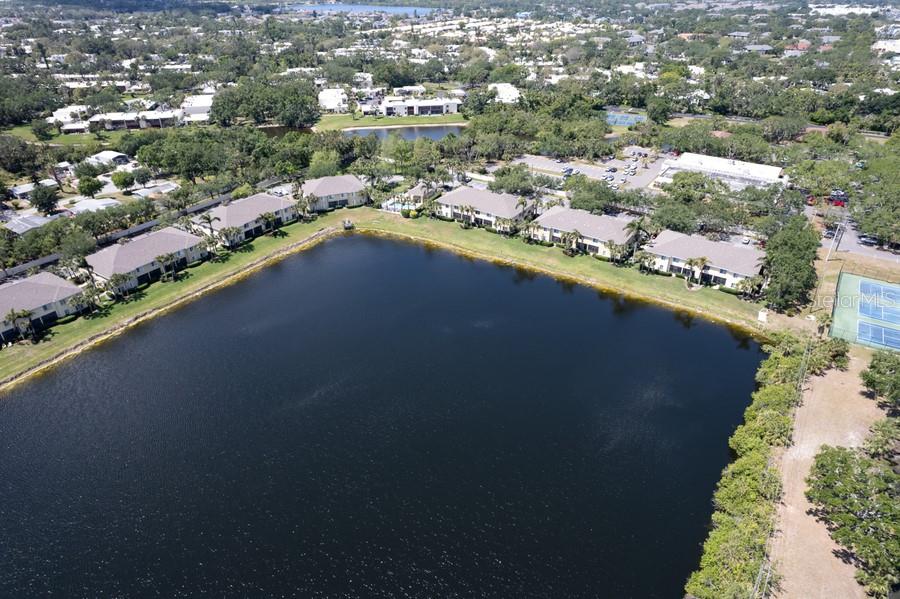 LAKESIDE VILLAGE TOWNHOME - Residential