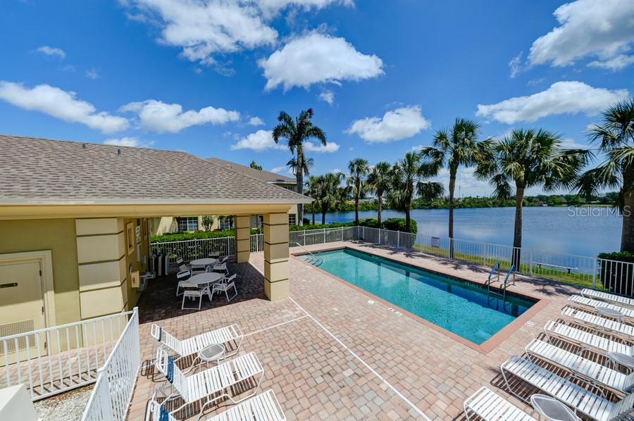 LAKESIDE VILLAGE TOWNHOME - Residential