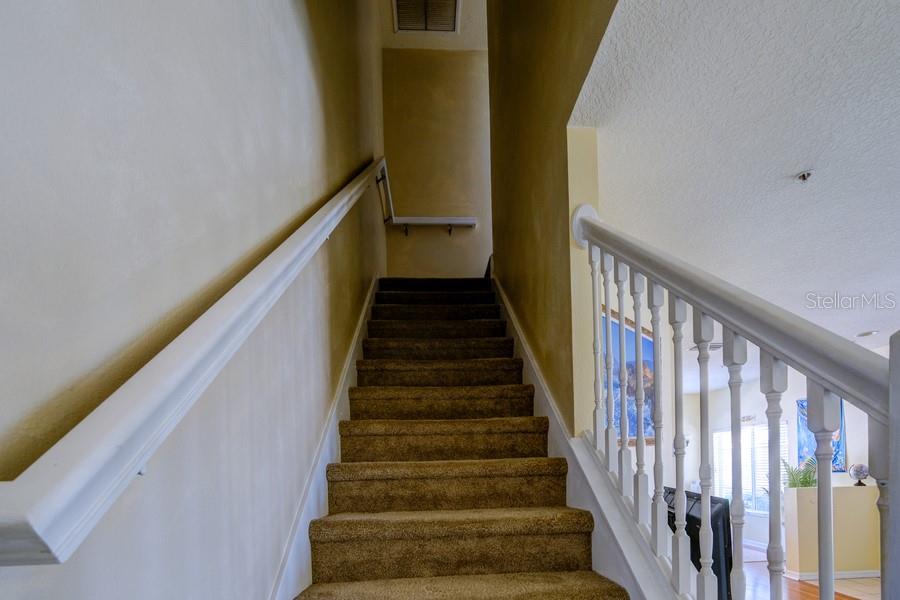 LAKESIDE VILLAGE TOWNHOME - Residential