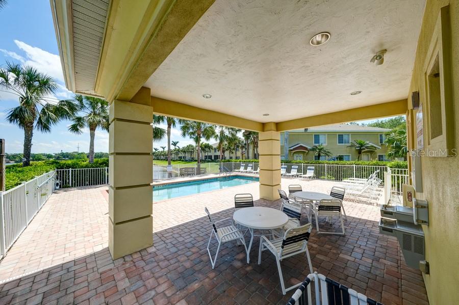 LAKESIDE VILLAGE TOWNHOME - Residential