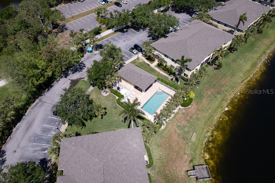 LAKESIDE VILLAGE TOWNHOME - Residential