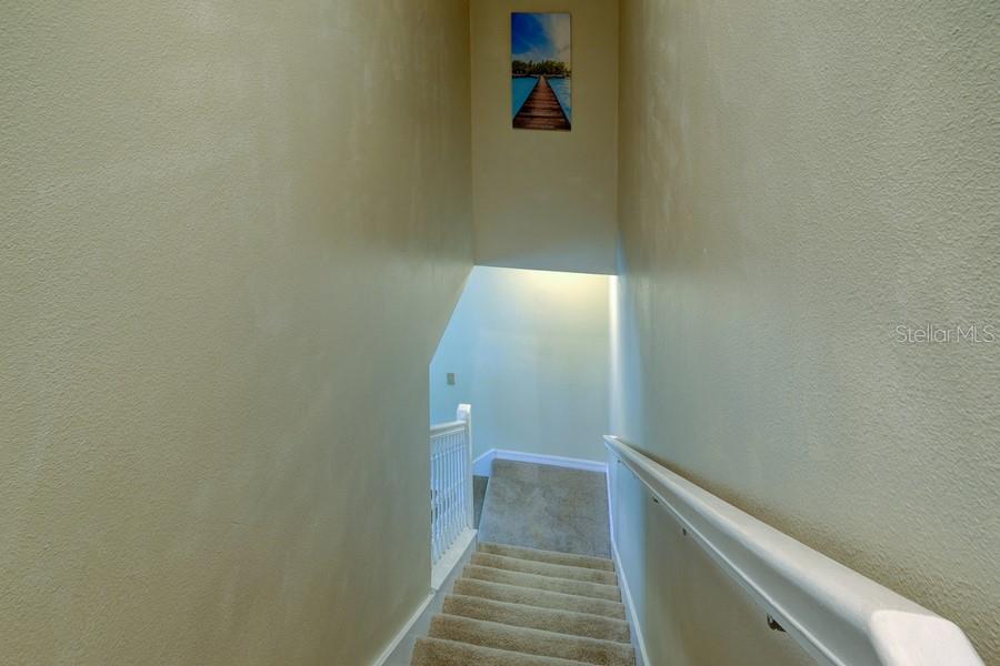 LAKESIDE VILLAGE TOWNHOME - Residential