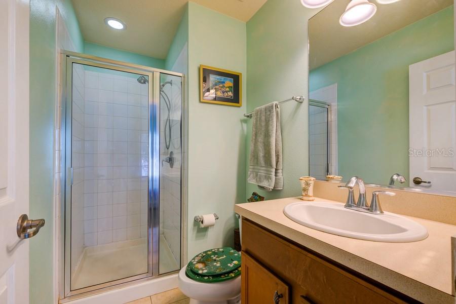 LAKESIDE VILLAGE TOWNHOME - Residential