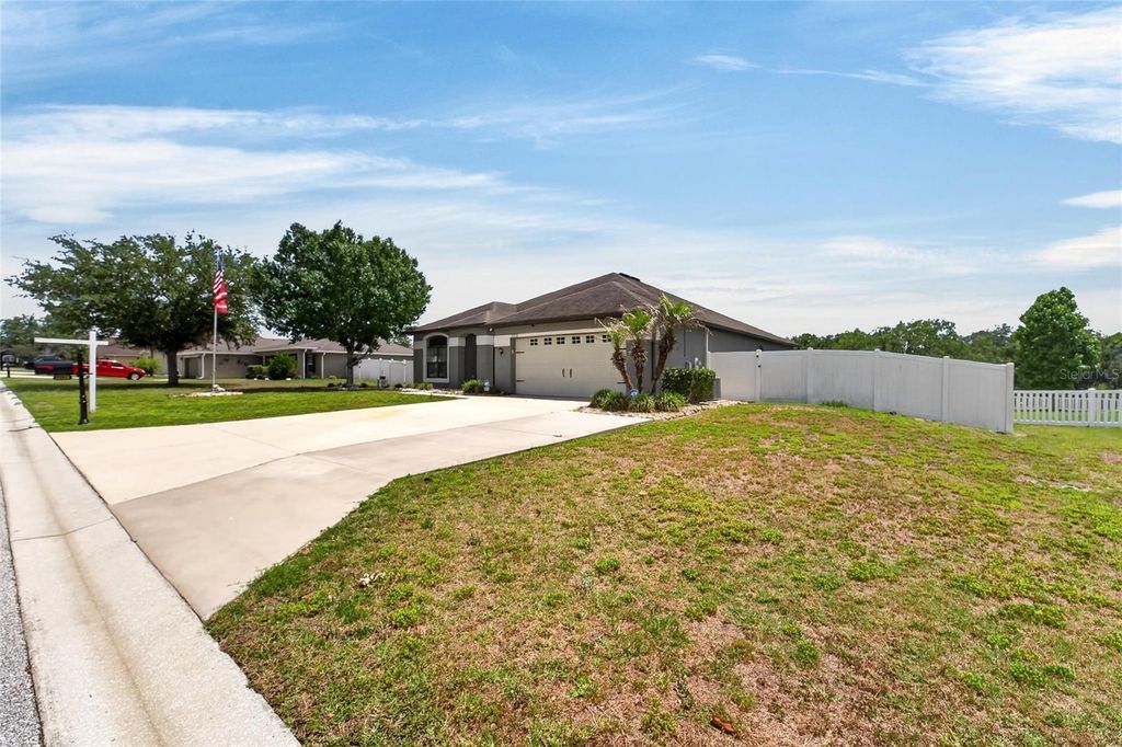 Photo of 32138 Oak Glen Drive, San Antonio, FL 33576 (MLS # TB8505245)
