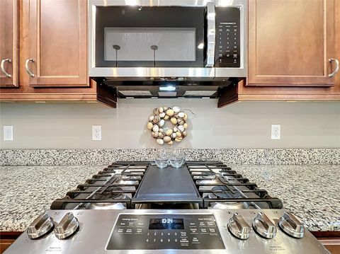 Tiny photo for 383 Alcove Drive, Groveland, FL 34736 (MLS # G5108971)