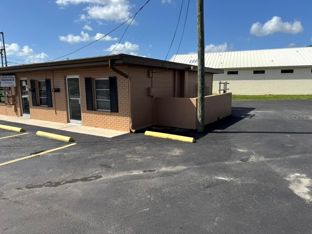 Photo of 1804 W Baker Street, Plant City, FL 33563 (MLS # L4964383)