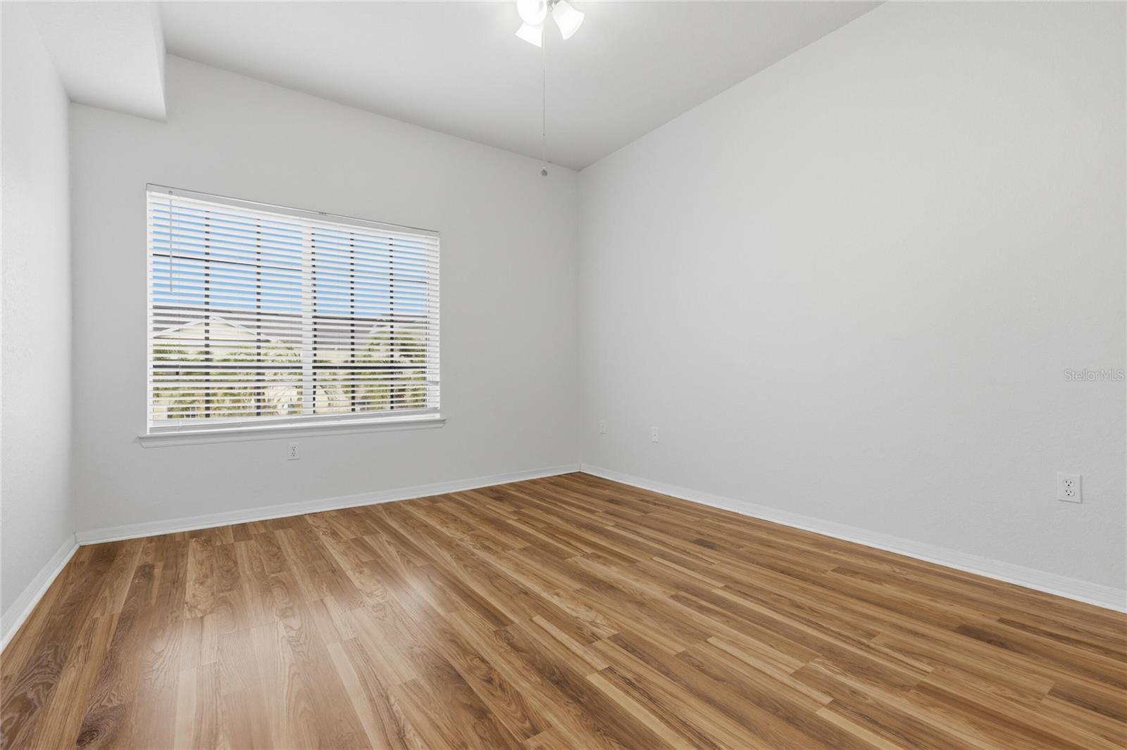 ARLINGTON PARK CONDO - Residential