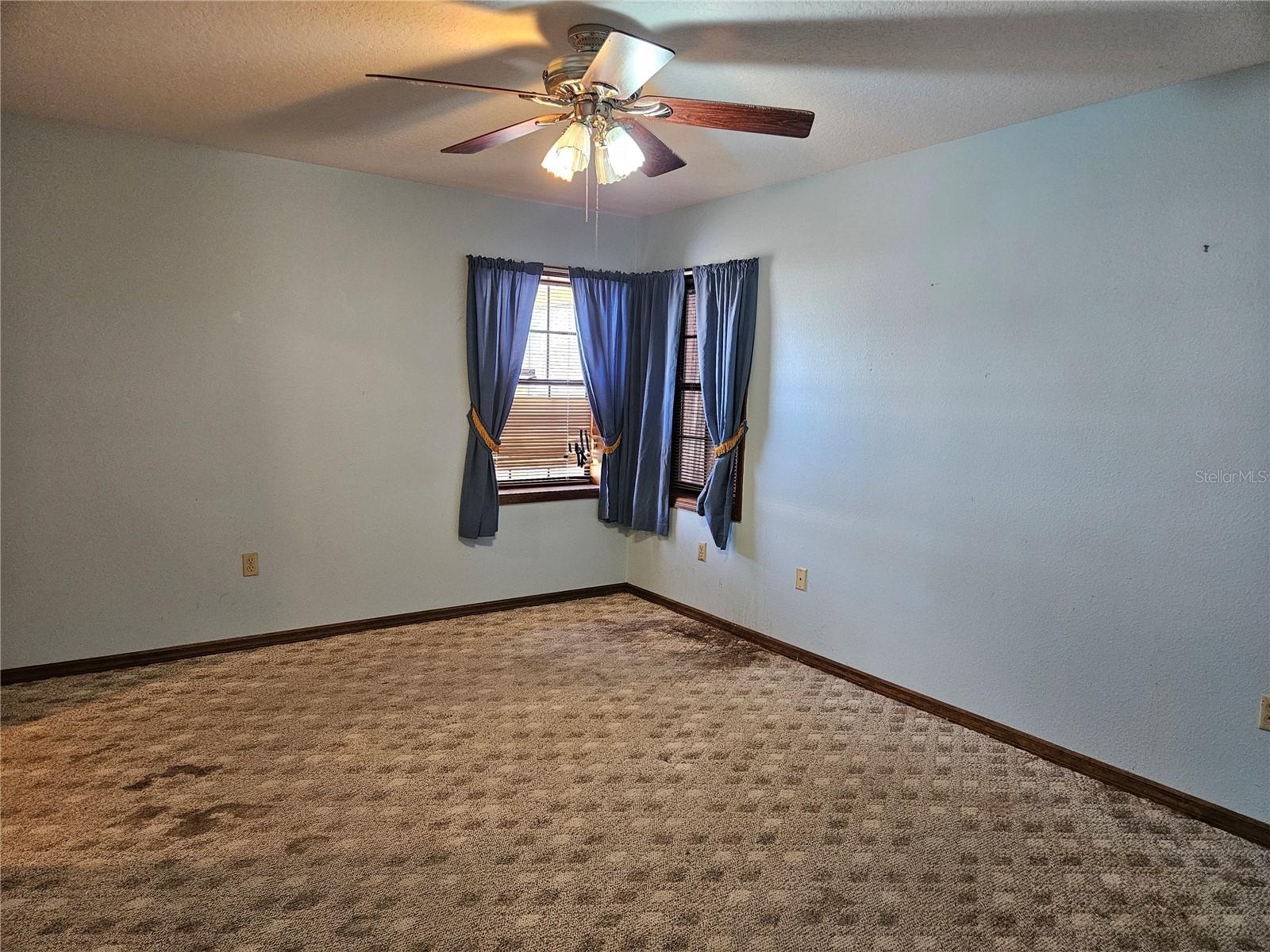 SILVER SPGS SHORES UN 23 - Residential