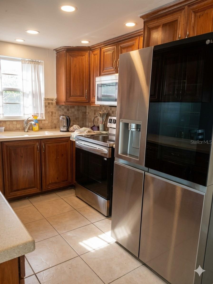 TANGLEWOOD TERRACE - Residential