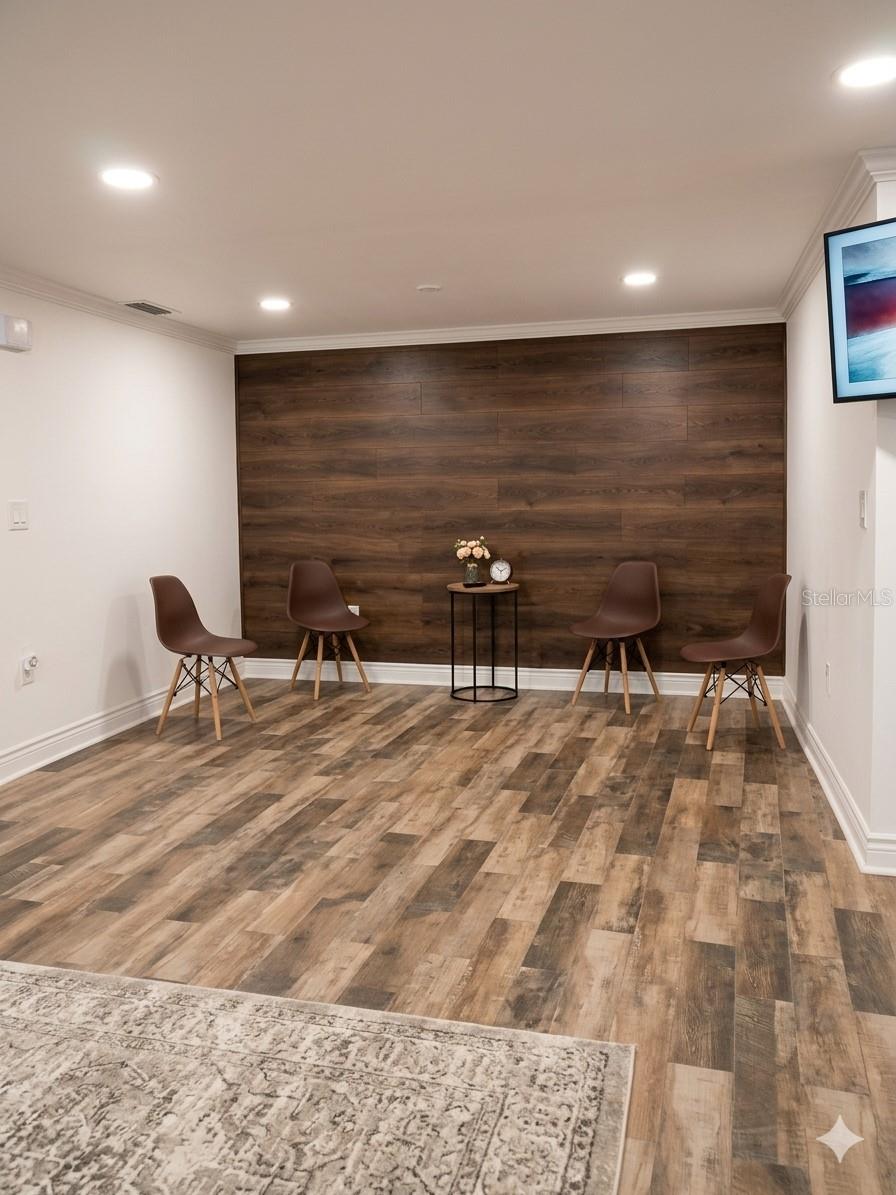 TANGLEWOOD TERRACE - Residential