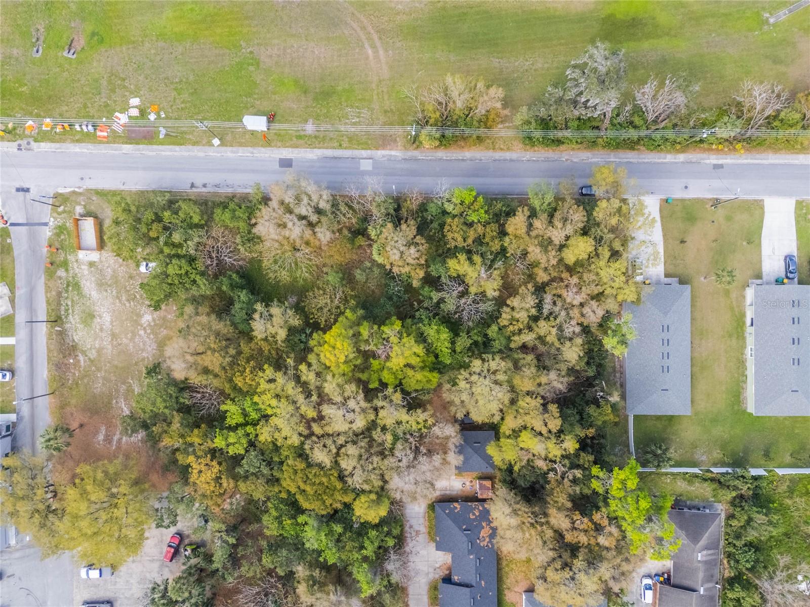 ROGERS DELAND - Land