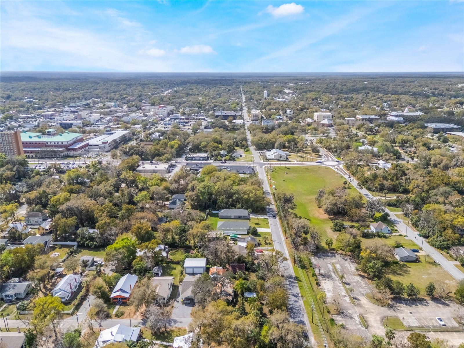 ROGERS DELAND - Land