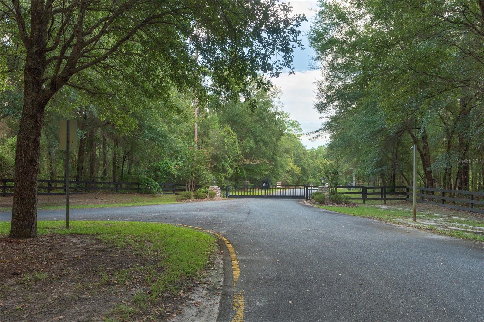 SILVER HAMMOCK PRESERVE - Land