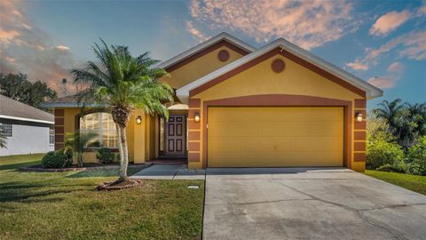 A home in LAKELAND