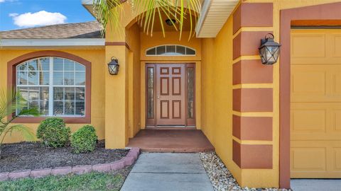 A home in LAKELAND