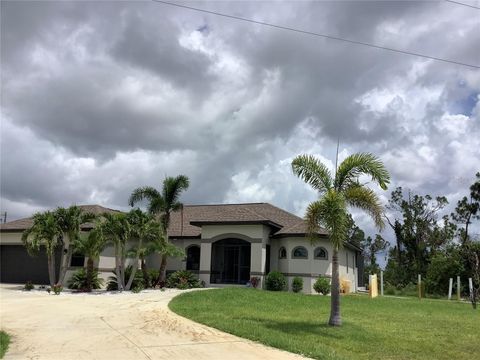 A home in PORT CHARLOTTE