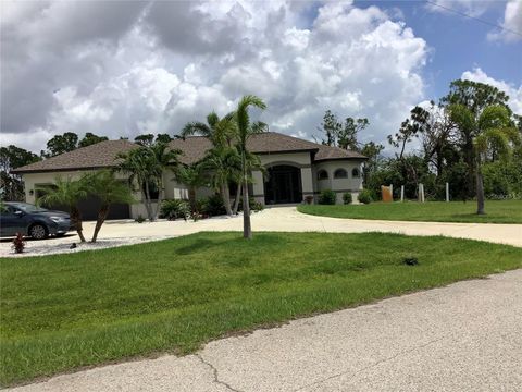 A home in PORT CHARLOTTE